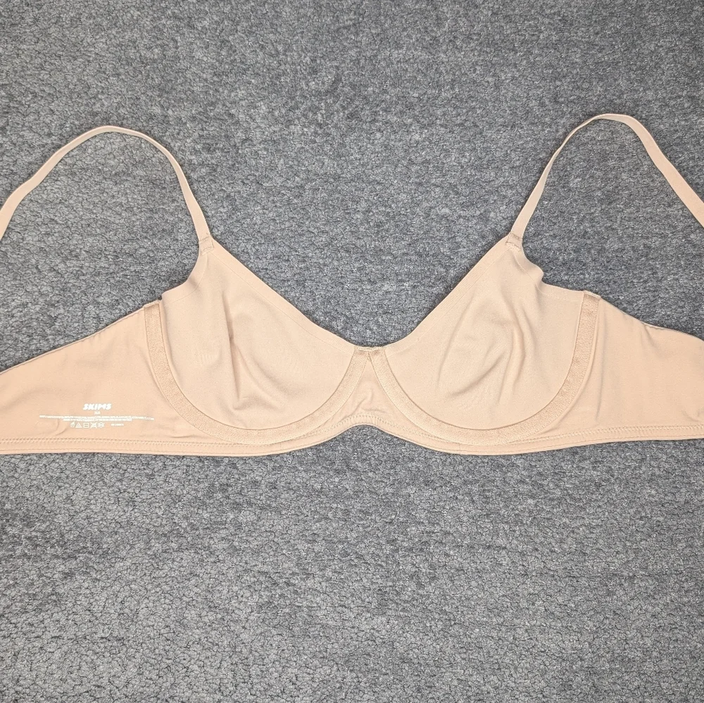 SKIMS Fits Everybody Unlined Demi Bra Tan Women's 36B - Picture 4 of 10